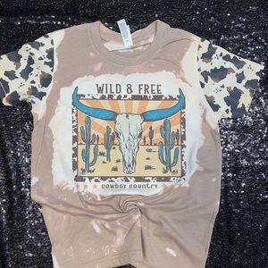 Cowprint Wild & Free Tee